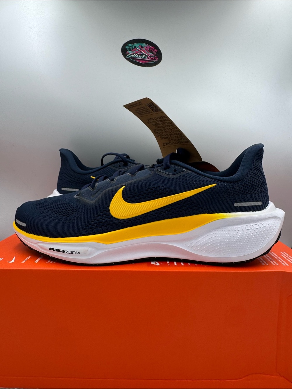 Nike Air Zoom Pegasus 41 TB College Navy Armarillo BRAND NEW Size 10 Women - Picture 2 of 8